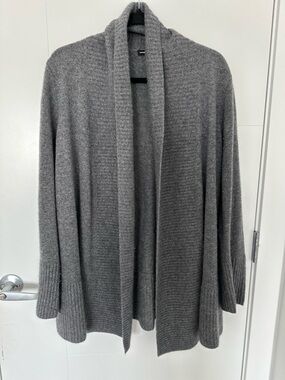 Cashmere Knit Cardigan in Heather Gray
